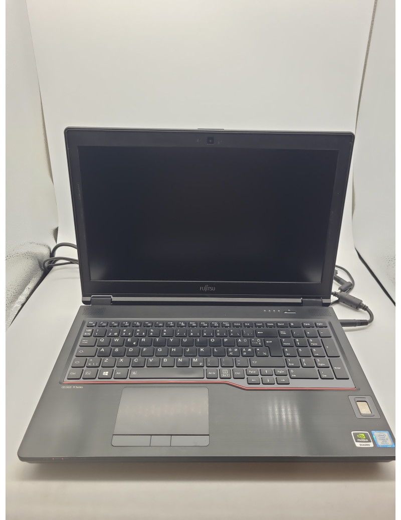 Fujitsu Celsius H780 i7-8850H 16GB 512GB SSD 1920x1080